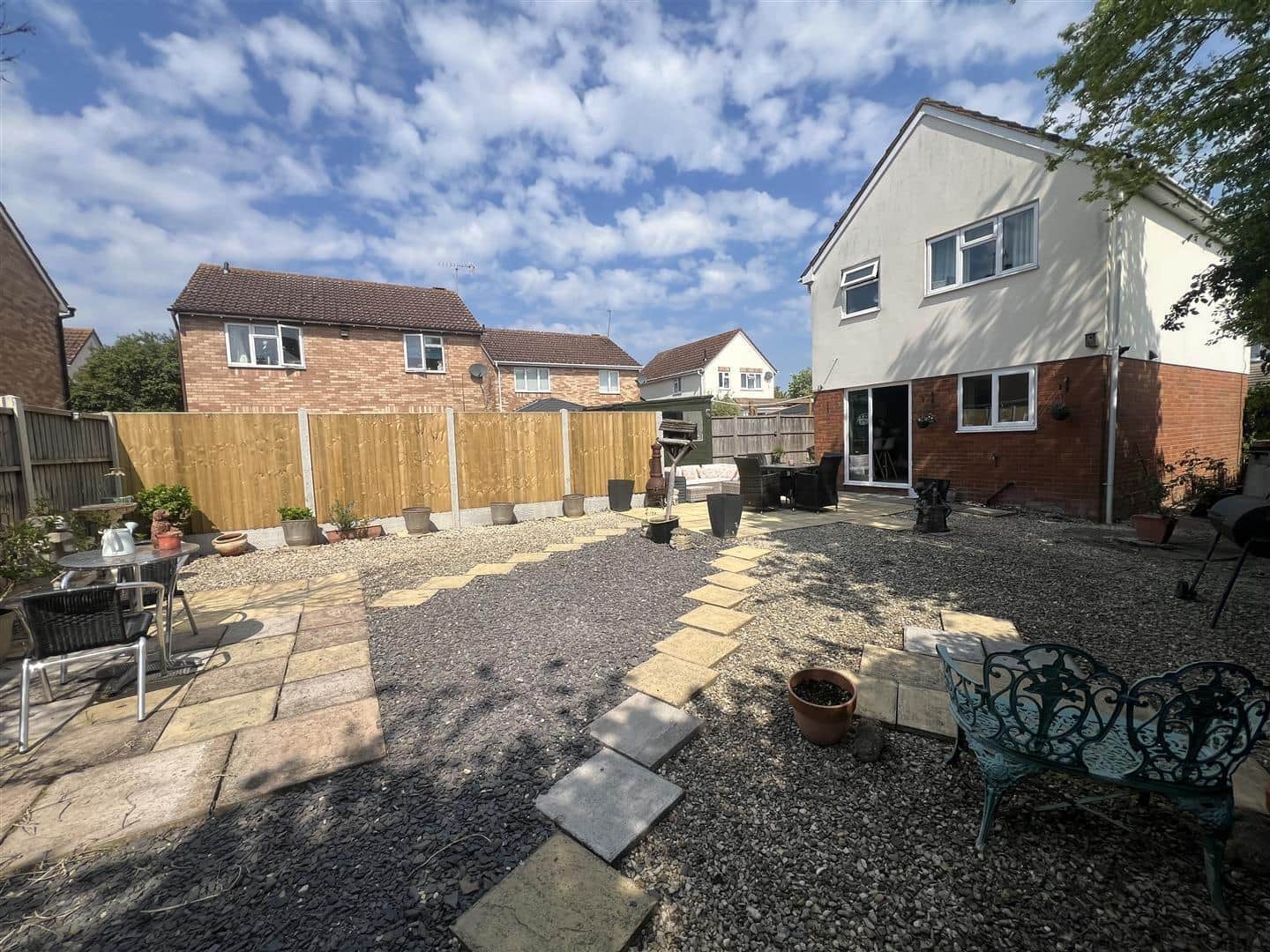 Property at Stoneleigh Close, Worcester
