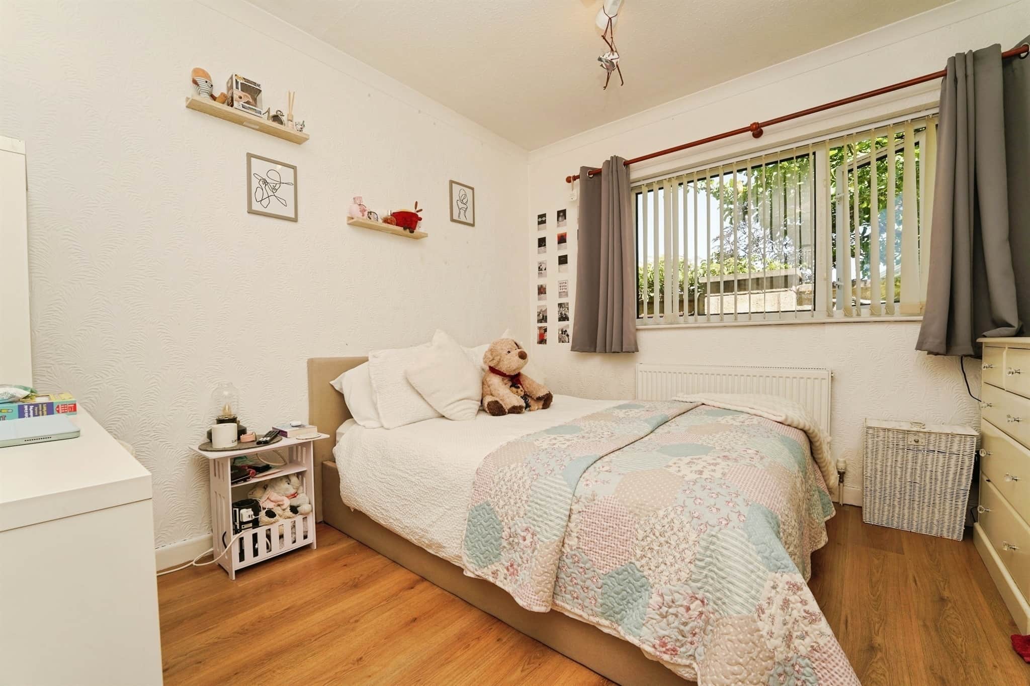 Property at Tanhouse Lane, Malvern