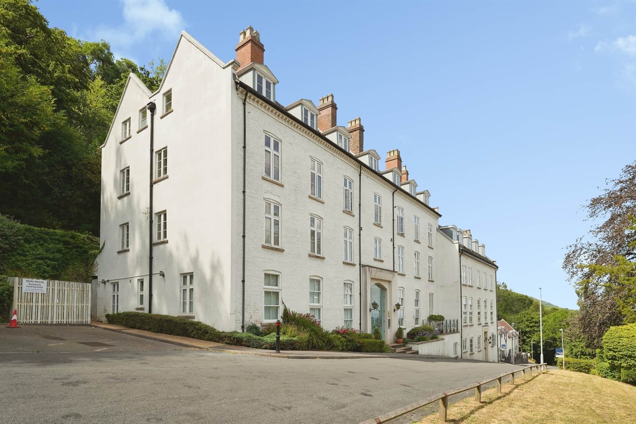 Property at Holywell Road, Malvern