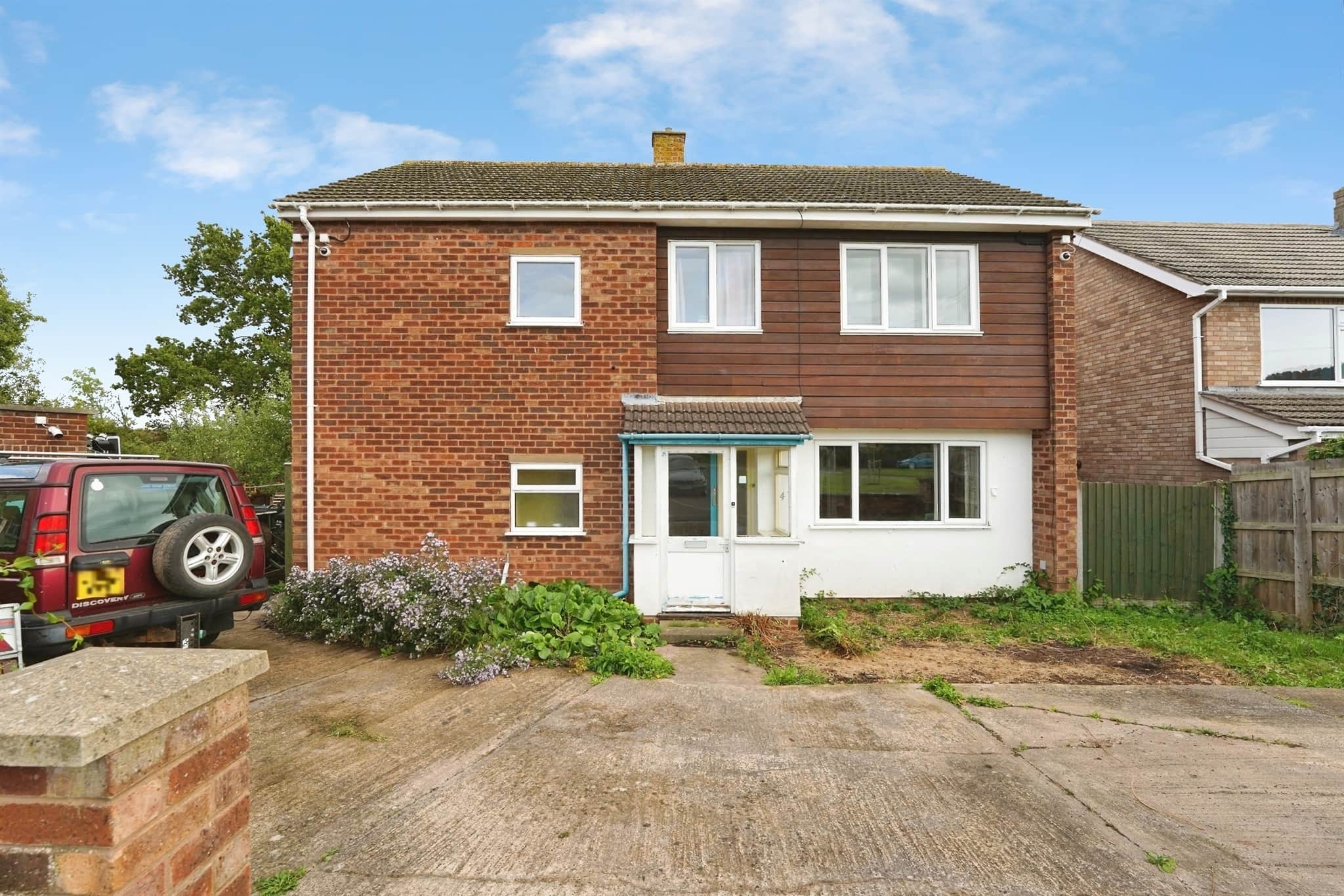 Property at Charles Way, Malvern